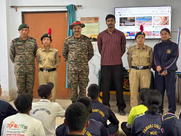 Group photograph of army officers, trainers and NCC cadets at the Gangtok drone workshop